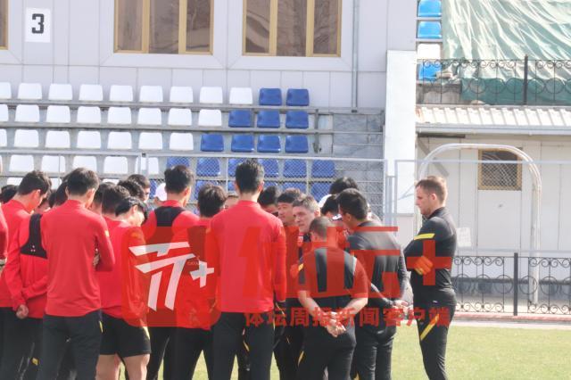 开云体育app-国青恢复训练情绪不错 安东尼奥全程训练开放